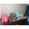 Image 1 : Lot of Assorted Hippos