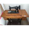 Image 3 : Vintage Singer Sewing Machine (see item description below for removal info)