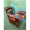 Image 2 : Vintage Childs Desk