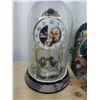Image 2 : God Father Dome Clock & Décor Cat A