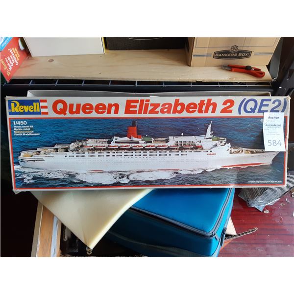 Revell Model Kit Queen Elizabeth 2 Cat A