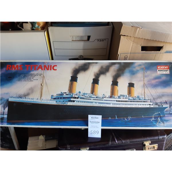 Academy Minicraft RMS Titanic Cat A