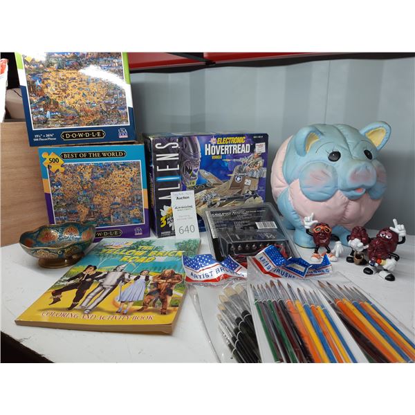 Art, Novelty & Puzzles Cat B