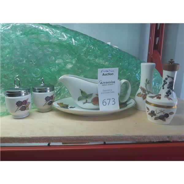 Royal Worcester Evesham Cat B