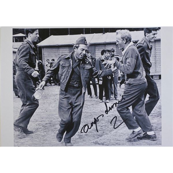 Autograph Signed Great Escape Photo