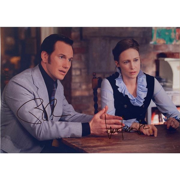 Autograph Signed  Conjuring Photo