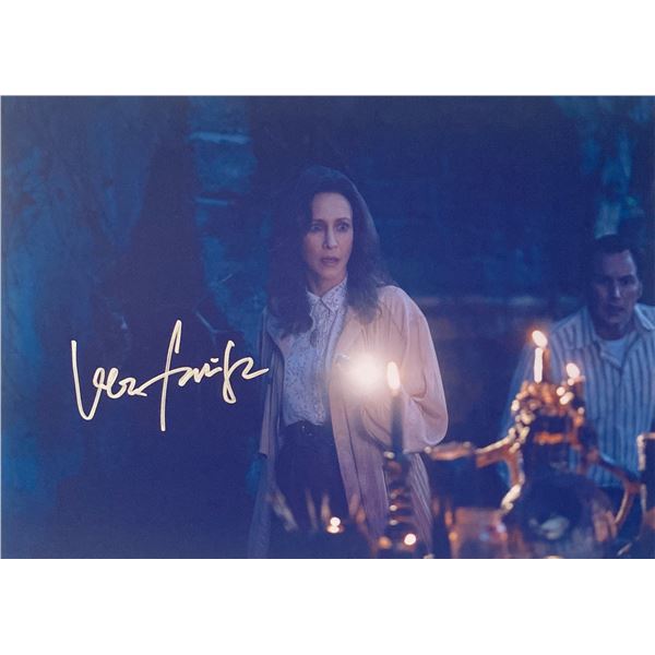 Autograph Signed  Conjuring Photo