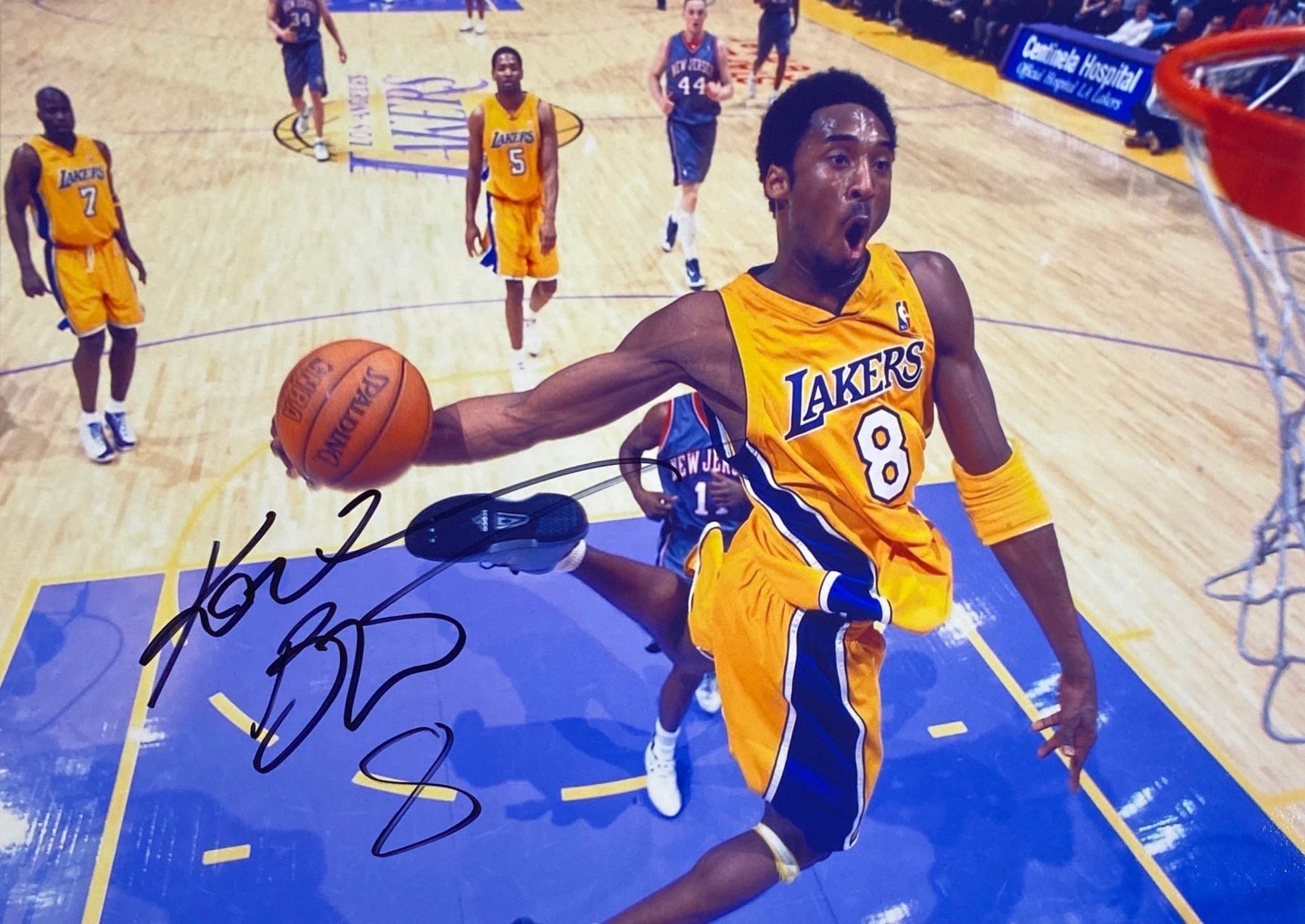 KOBE BRYANT signed autographed photo Super Dunk COA Hologram