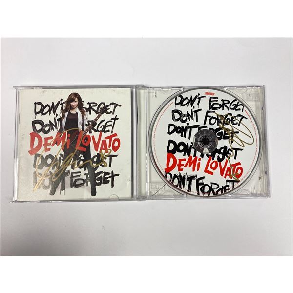 Autograph Signed Demi Lovato Don’t Forget CD
