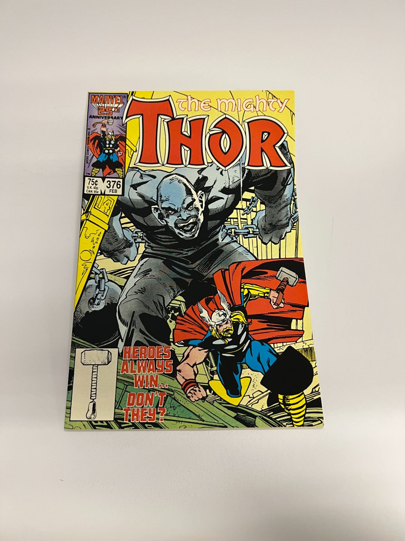 T-shirt Marvel Vintage Thor - Taille M - 100% Coton Noir - Occasion Très Bon état