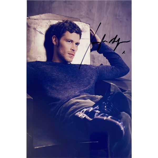 Autograph Signed Joseph Morgan Photo