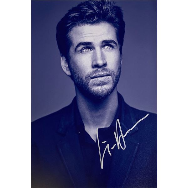 Autograph Signed Liam Hemsworth Photo
