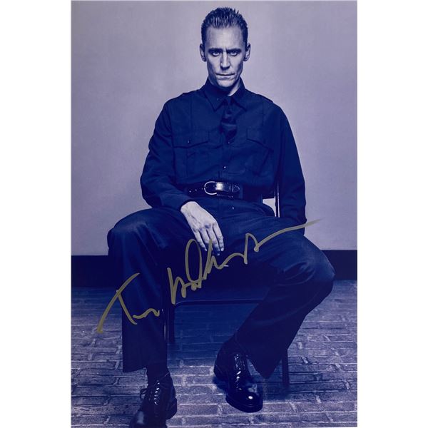 Autograph Signed Tom Hiddleston Photo