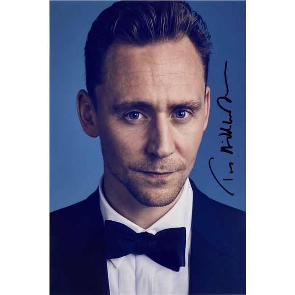 Autograph Signed Tom Hiddleston Photo