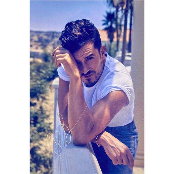 Autograph Signed Orlando Bloom Photo