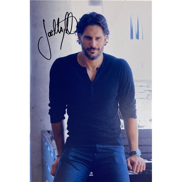 Autograph Signed  Joe Manganiello Photo