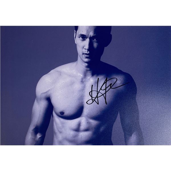 Autograph Signed  Harry Shum Jr Photo