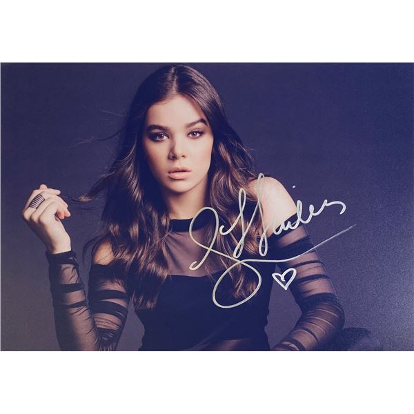 Autograph Signed  Hailee Steinfeld Photo