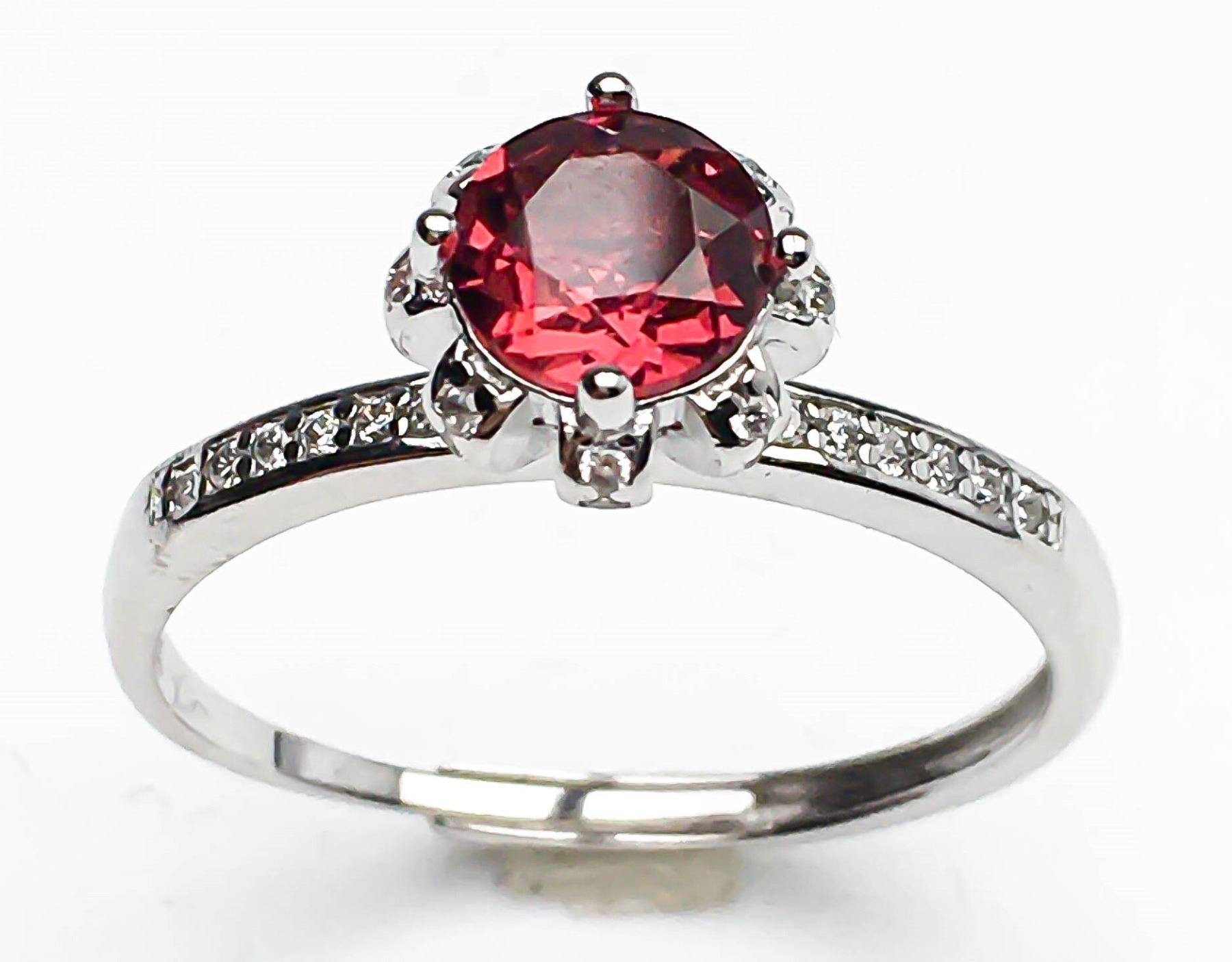 Garnet Ring Natural Gemstone in 925 Sterling Silver Size 7