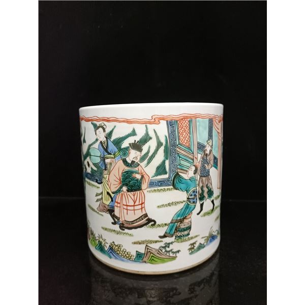 Chinese famille verte porcelain pot