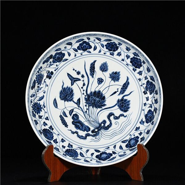 Chinese blue and white porcelain plate