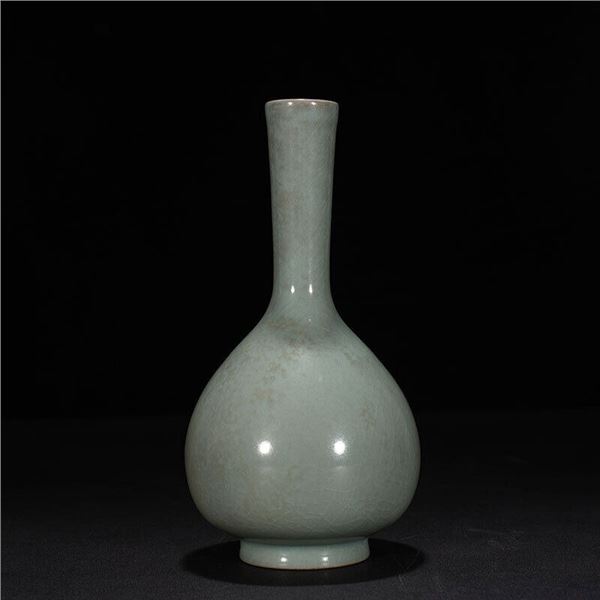 Chinese ru kiln porcelain vase