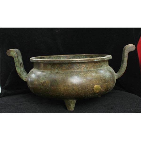 Chinese bronze cloisonne incense burner