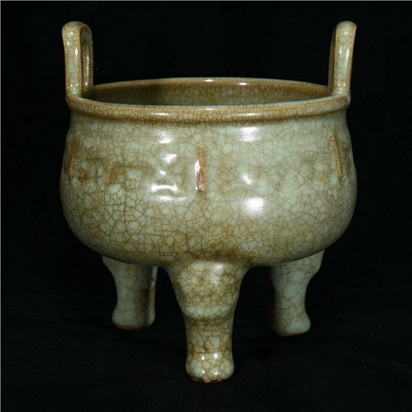 Chinese ge kiln porcelain incense burner