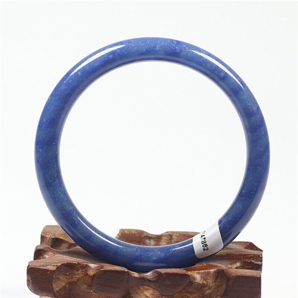 Chinese natural lavender jade bangle