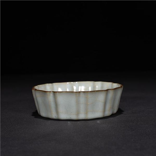 Chinese guan kiln porcelain washer