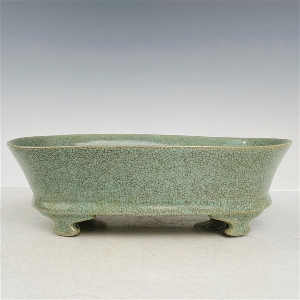 Chinese ru kiln porcelain pot