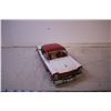 Image 2 : Sun Star 1957 Ford Fairlane Skyliner w/ Convertible Top Diecast (1:18) Scale