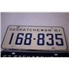 Image 2 : (2) 1961 + 1962 Saskatchewan License Plates