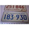 Image 3 : (2) 1971 + 1972 Saskatchewan License Plates