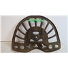 Image 2 : Antique Cast Iron Tractor Seat