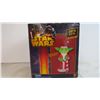Image 3 : Star Wars Yoda Outdoor Blow Up