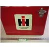 Image 2 : International Harvester Beverage Cooler (dented)