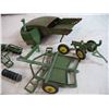 Image 3 : John Deere Cultivators (parts or repair)