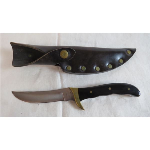 Buck Akonua Knife in Case