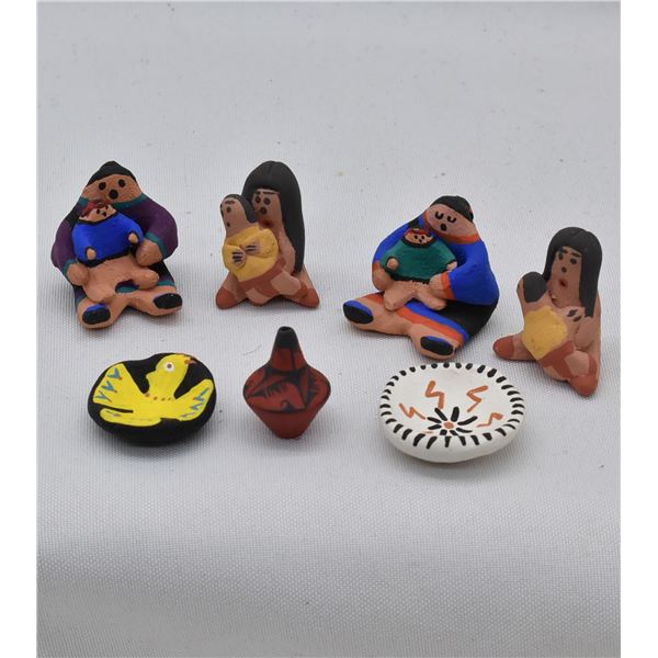 7 Miniature  Native American Jemez and Acoma