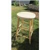 Image 4 : Wood bar stool