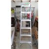 Image 1 : Reynolds aluminum combination ladder - tradesman + farm use - 10 ft
