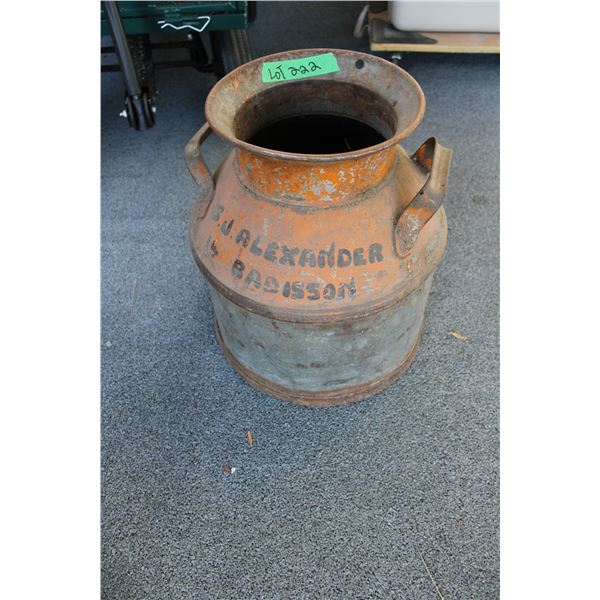 S.J Alexander Radisson Cream Can - rusty bottom but no holes - 16T 12" diameter