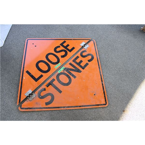 Loose stones hinged road sign - 36x36