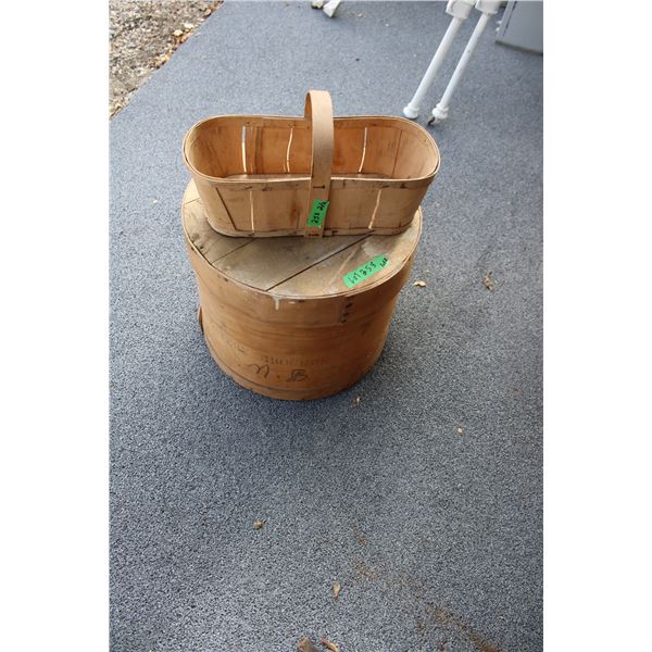 Western Grocers crate - 16.5x13.5 (fruit basket)