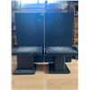 Image 3 : Two Technics Bookcase Speakers With Stands 28" Tall