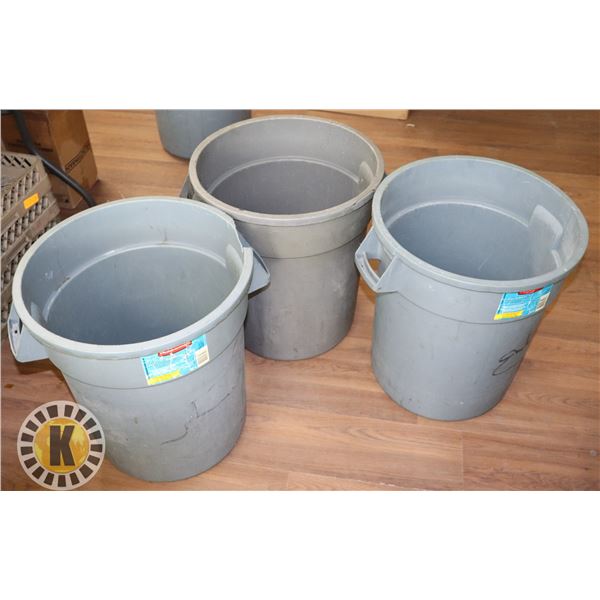 LOT OF 3 COMMERCIAL GARBAGE CAN 77L