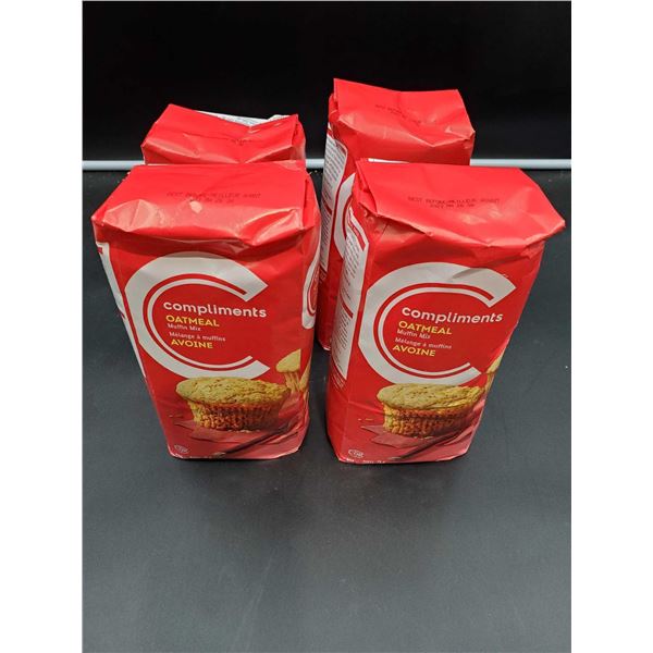 Compliments Oatmeal Muffin Mix (4 x 900g)