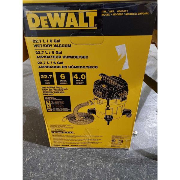 DeWalt 22.7L/6 Gal Wet/Dry Vacuum 4.0 HP - OPEN BOX SOLD AS IÂ 