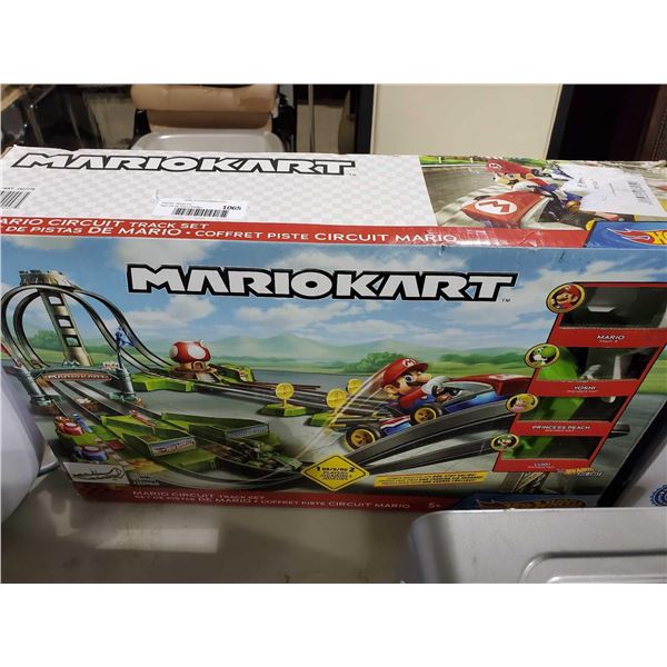 MArioKart RC Race Track - UNTESTED- OPEN/OUT OF BOX - SOLD AS IS